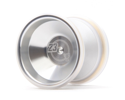 Farbe: Silber/Goldene Ringe